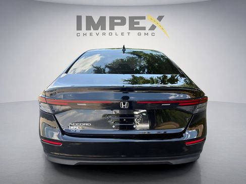 Used 2025 Honda Accord LX image 4