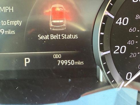 Used 2022 Toyota Highlander XLE image 20