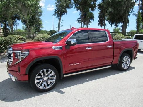 Used 2024 GMC Sierra 1500 Denali w/ Denali Reserve Package AWD/4WD image 4