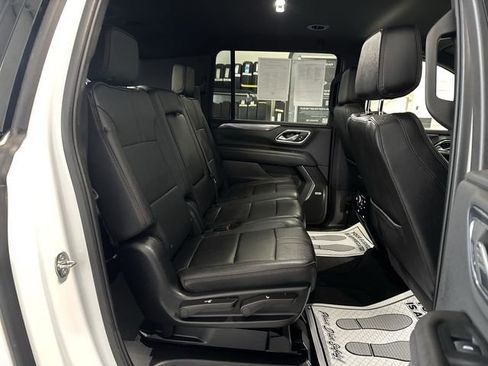 Certified 2024 Chevrolet Suburban RST image 27