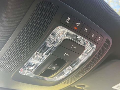 Certified 2022 Mercedes-Benz GLB 250 4MATIC image 13