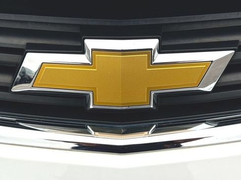 Used 2019 Chevrolet Sonic Premier FWD image 30