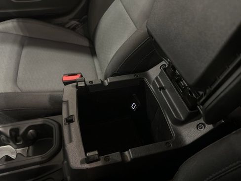 Used 2022 Jeep Wrangler Unlimited Sport image 26