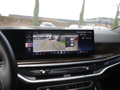 Used 2024 BMW X5 xDrive50e w/ Parking Assistance Package image 28