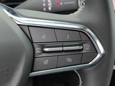 New 2026 Chevrolet Equinox EV LT image 24