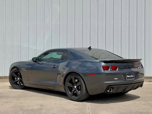 Used 2010 Chevrolet Camaro SS w/ RS Package RWD image 4