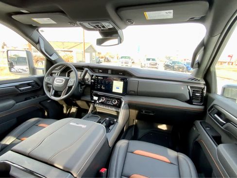 New 2026 GMC Sierra 3500 AT4 image 42