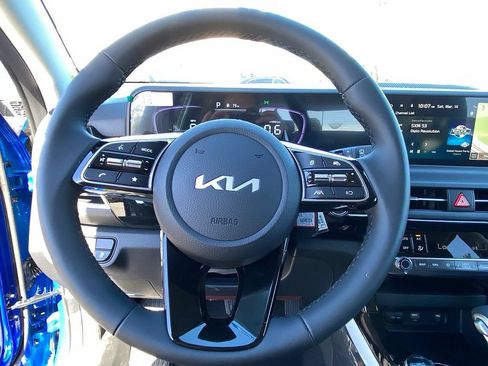 New 2026 Kia Seltos S FWD image 16