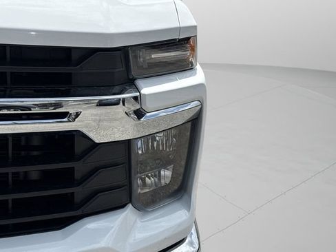 Used 2025 Chevrolet Silverado 2500 LT w/ Convenience Package AWD/4WD image 42