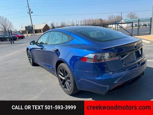 Used 2021 Tesla Model S Plaid image 3