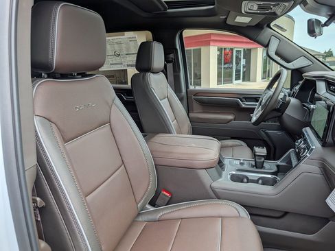 New 2026 GMC Sierra 1500 Denali w/ Denali Reserve Package AWD/4WD image 25
