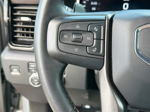 Used 2024 GMC Sierra 1500 AT4 w/ AT4 Preferred Package AWD/4WD image 38