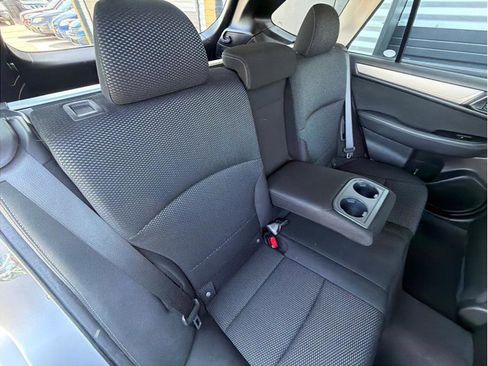 Used 2016 Subaru Outback 2.5i Premium AWD/4WD image 22