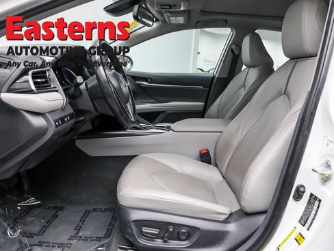 Used 2023 Toyota Camry XLE image 14