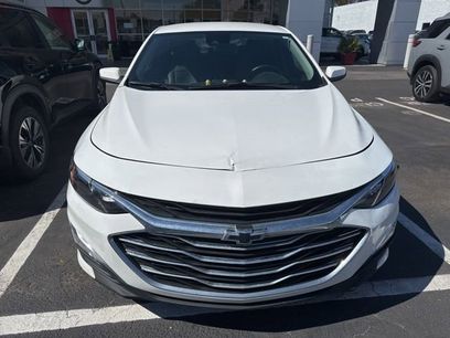 Used 2023 Chevrolet Malibu RS