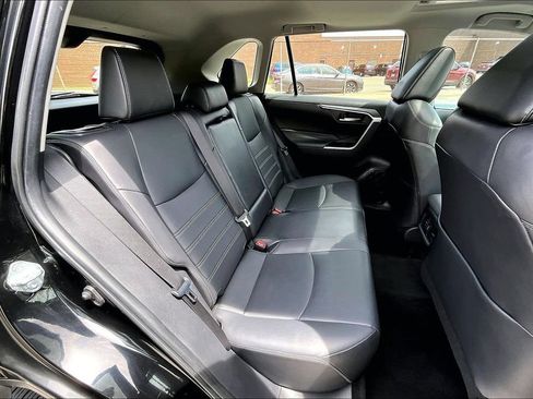 Used 2023 Toyota RAV4 XLE Premium FWD image 26