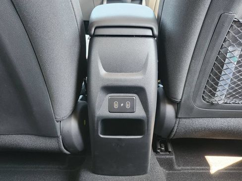 New 2026 Hyundai Venue SEL FWD image 22