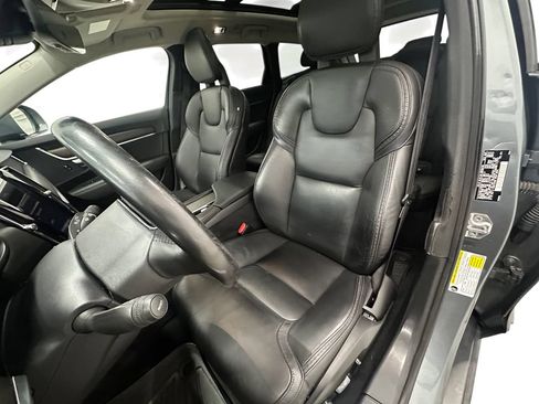 Used 2018 Volvo V90 T6 Cross Country w/ Convenience Package AWD/4WD image 11