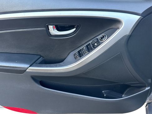 Used 2013 Hyundai Elantra GT w/ Style Pkg FWD image 21