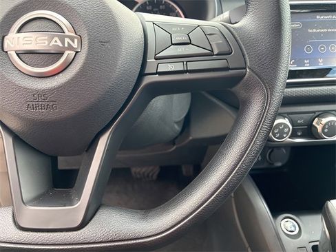 Used 2025 Nissan Kicks Play S image 23