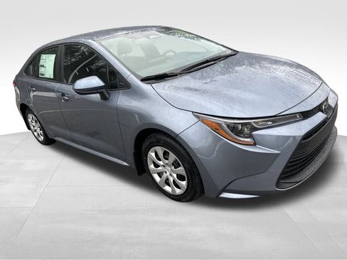 New 2026 Toyota Corolla LE image 7
