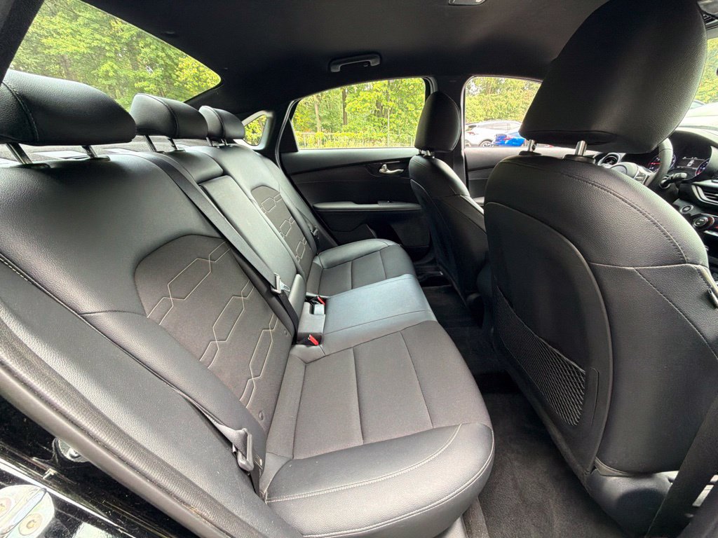 Used 2023 Kia Forte GT-Line FWD image 11