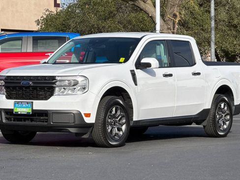 Used 2022 Ford Maverick XLT w/ XLT Luxury Package image 7