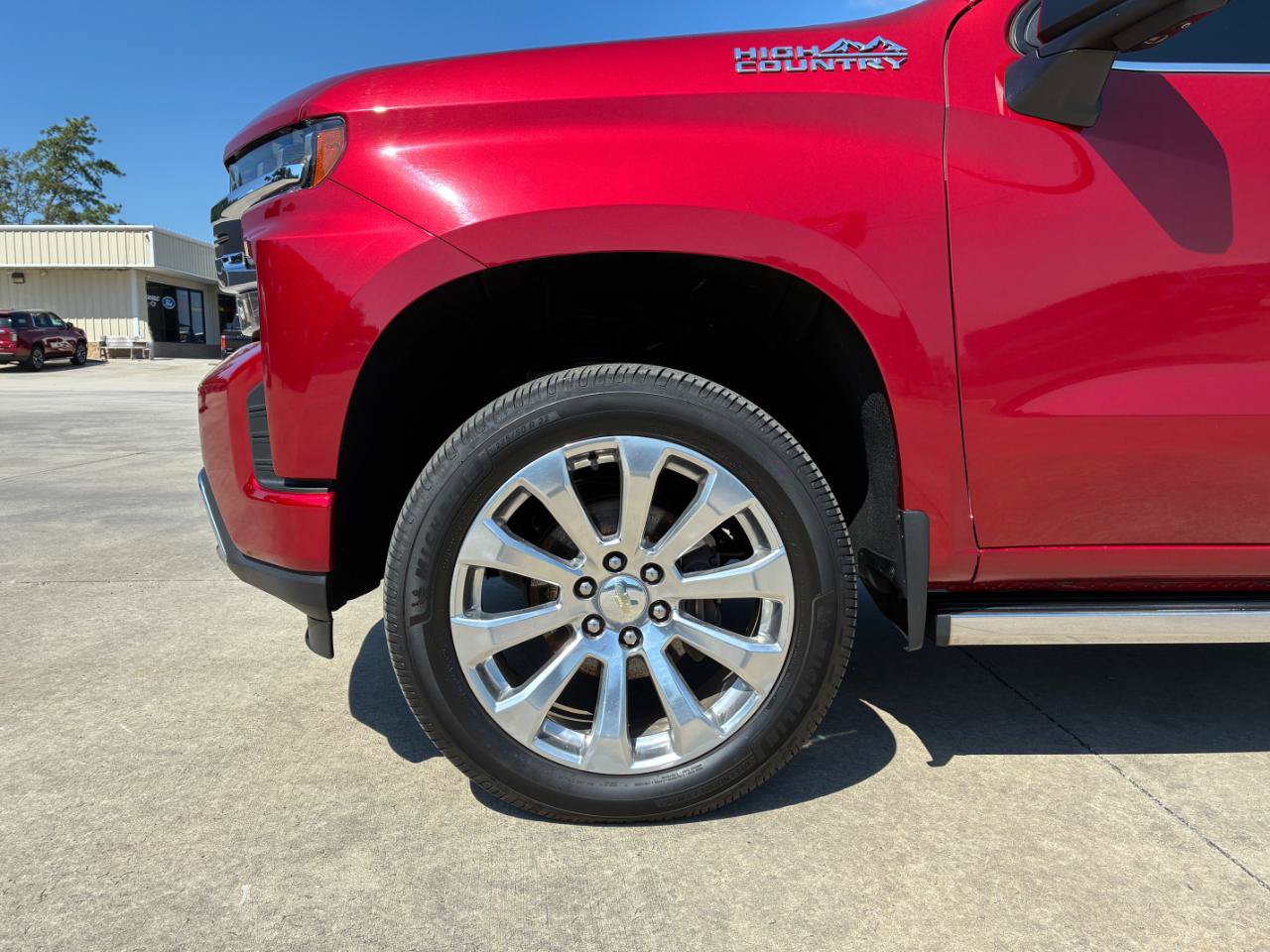 Used 2021 Chevrolet Silverado 1500 High Country w/ Technology Package AWD/4WD image 7