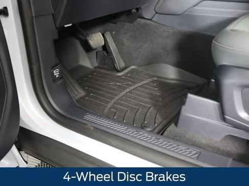 New 2026 Ford Explorer Active w/ Active Comfort Package AWD/4WD image 29