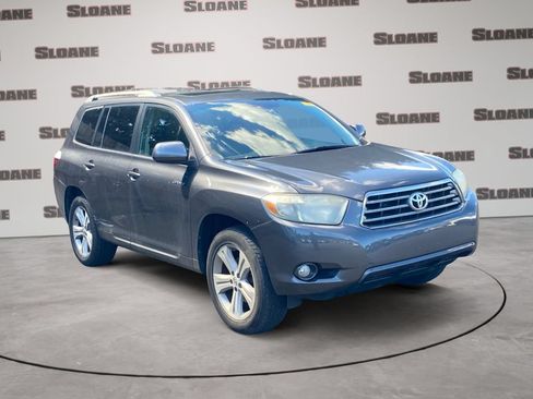 Used 2010 Toyota Highlander Sport FWD image 3