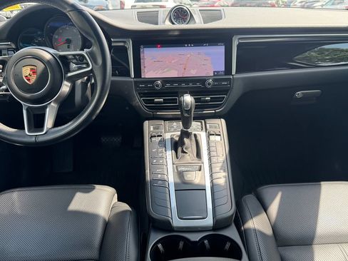 Used 2020 Porsche Macan S AWD/4WD image 16