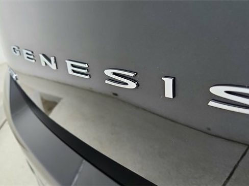 Used 2025 Genesis G70 2.5T w/ Sport Prestige Package image 17