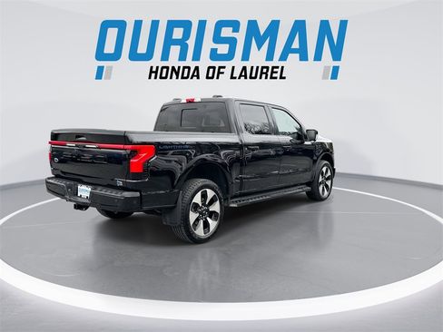 Used 2023 Ford F150 Lightning Platinum image 8