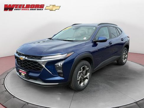 Certified 2024 Chevrolet Trax LT w/ Driver Confidence Package FWD image 1