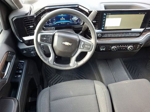 Used 2023 Chevrolet Silverado 1500 LT image 11