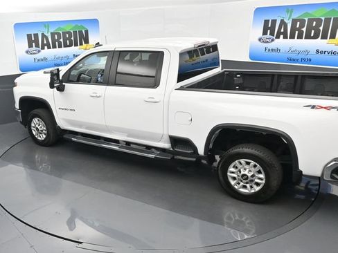 Used 2025 Chevrolet Silverado 2500 LT w/ Convenience Package AWD/4WD image 22