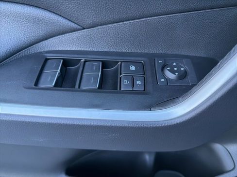 Certified 2025 Toyota RAV4 XLE Premium image 20