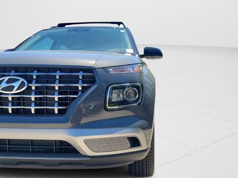 New 2026 Hyundai Venue SEL FWD image 25