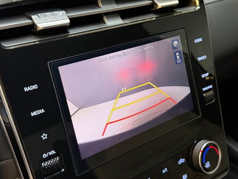 Used 2023 Hyundai Santa Cruz SEL image 24