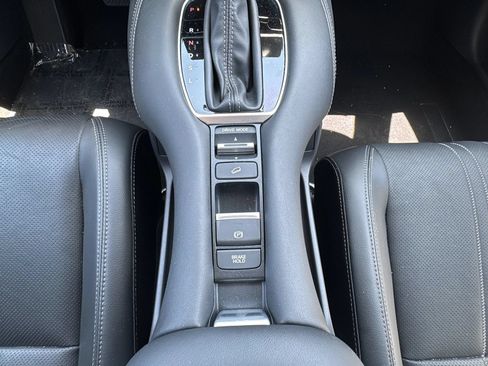 Used 2023 Honda HR-V EX-L image 17