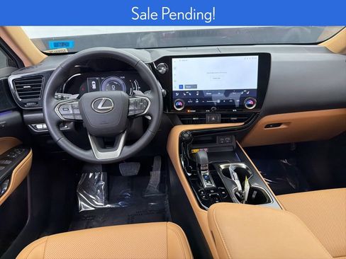 Used 2025 Lexus NX 350h AWD w/ Premium Package image 8
