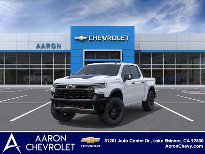 New 2026 Chevrolet Silverado 1500 ZR2 w/ LPO, Dark Essentials Package