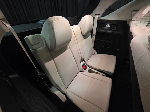 Used 2022 Mercedes-Benz GLE 450 4MATIC image 4