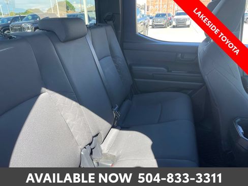 Certified 2026 Toyota Tacoma SR5 AWD/4WD image 19