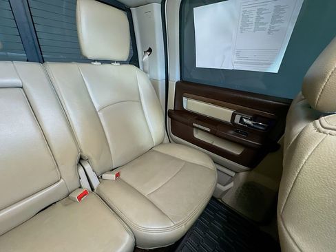 Used 2017 RAM 2500 Laramie w/ Convenience Group AWD/4WD image 14