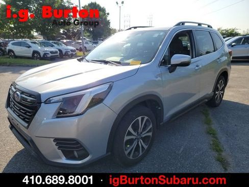 Used 2022 Subaru Forester Limited AWD/4WD image 3