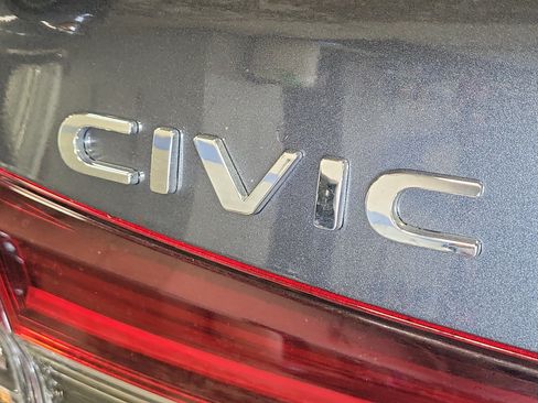 Used 2025 Honda Civic Sport image 8