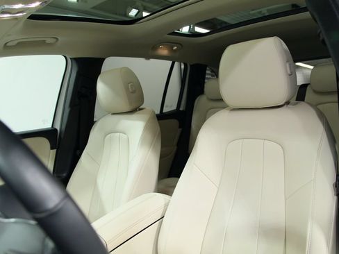 Certified 2023 Mercedes-Benz GLB 250 4MATIC image 7