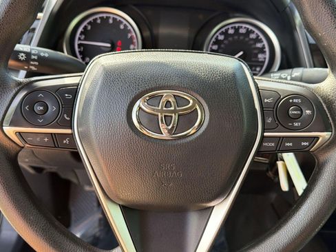 Used 2024 Toyota Camry LE image 16