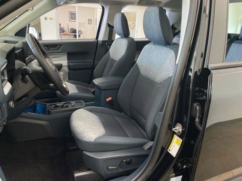 New 2025 Ford Maverick XLT w/ XLT Luxury Package image 41